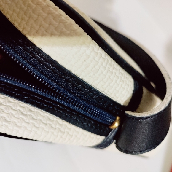 VINTAGE YSL CROSSBODY BAG - Picture 13 of 13